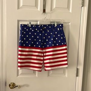 Mens Vineyard Vines “Flag” shorts, Like New never worn but no tags, Mens 32